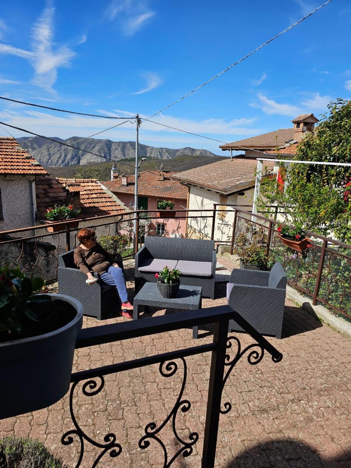 La Casa Della Lavanda Borgo Adorno Dış mekan fotoğraf